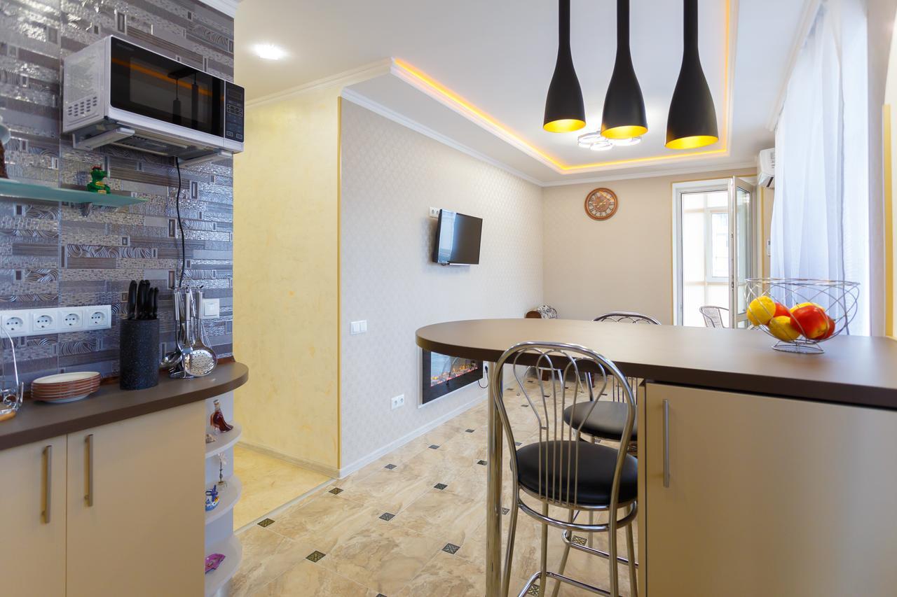 Apartment Near Railway Station キエフ エクステリア 写真